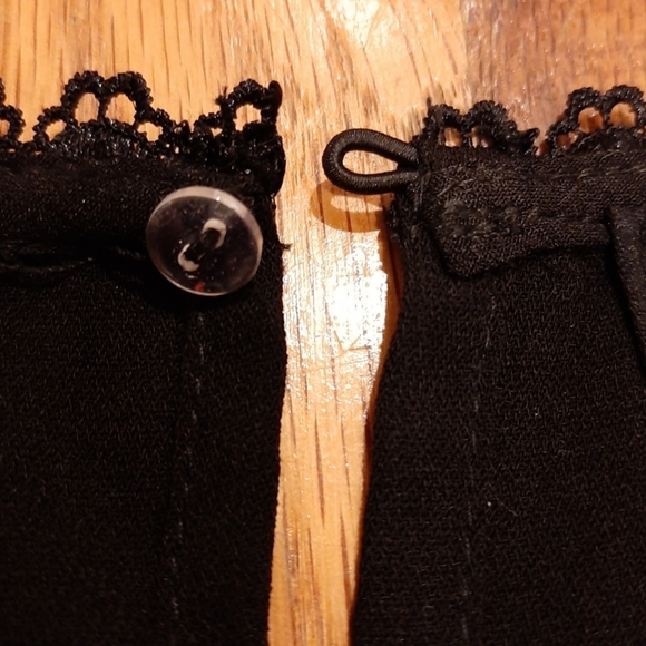 Endless Rose Flower Bouquet Tank Top - Picture 5 of 5